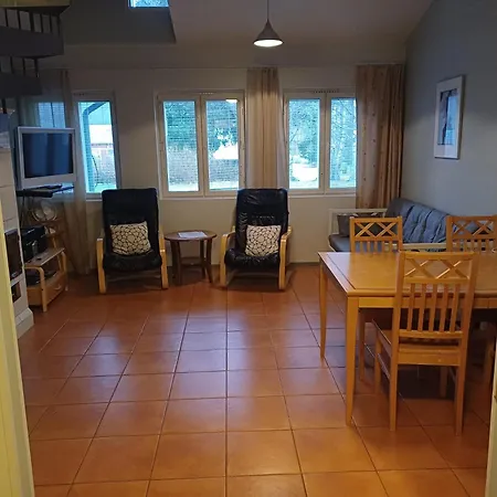 Сasa de vacaciones Lomahuoneisto Paritalossa Puustila B