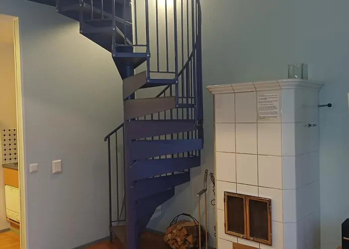 בית נופש Lomahuoneisto Paritalossa Puustila B